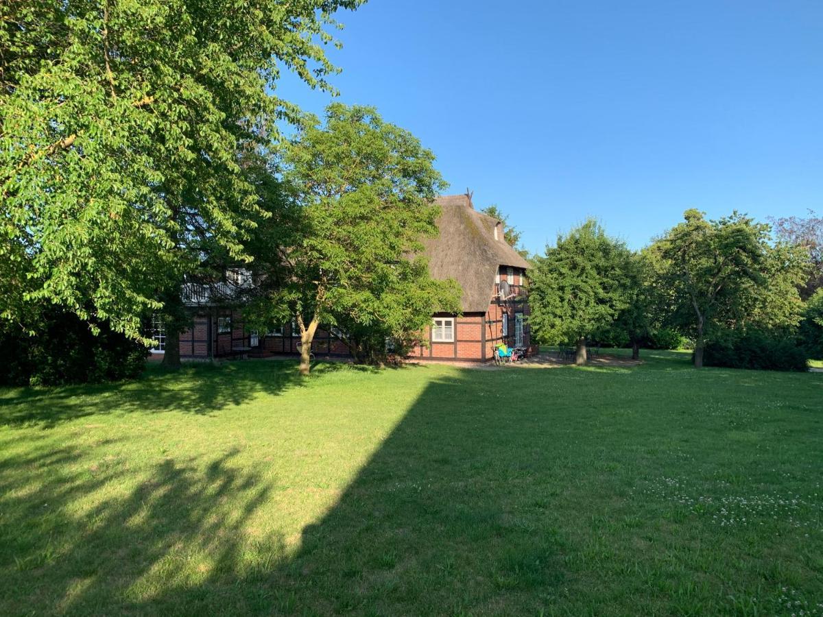 Reet Und Meer Beckerwitz Hohenkirchen  Exterior photo